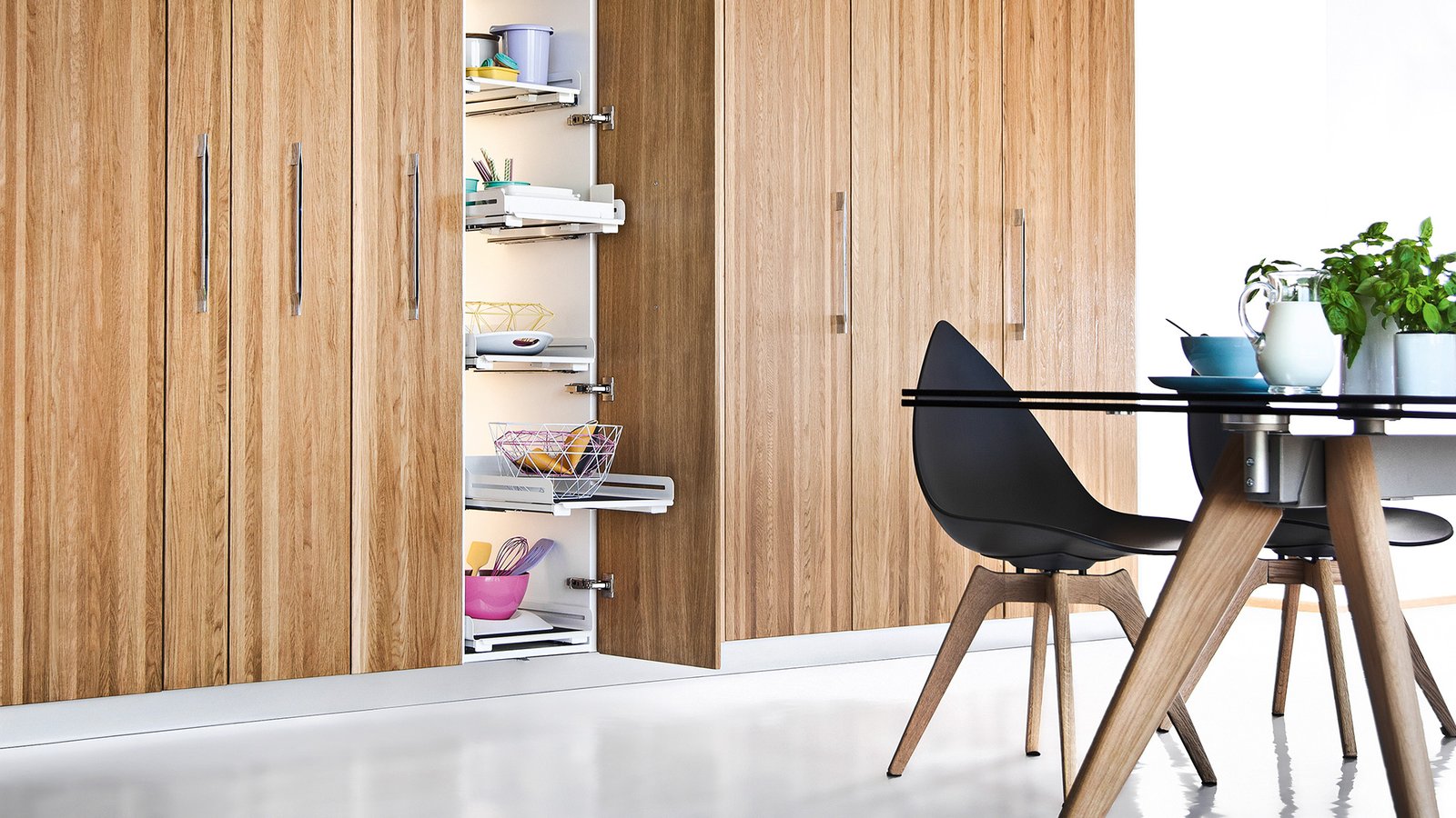 מטבח מודרני עץ בשילוב שחור דגם OKTAWIA I - אדום שחור לבן - אאוטלט רהיטים