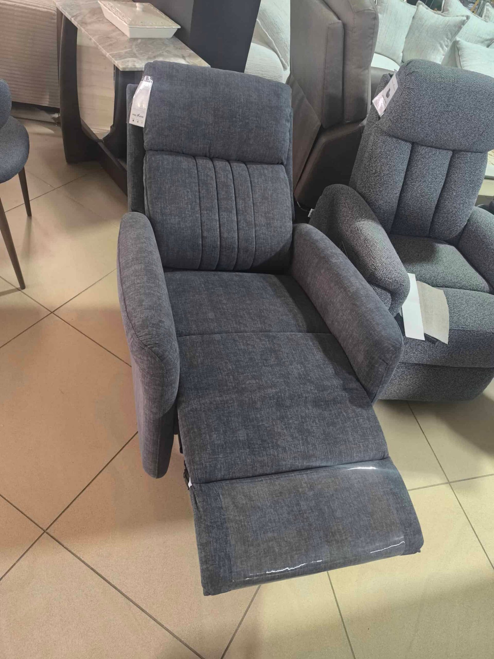 RELAXA Pro – כורסה חשמלית מתכווננת עם ריקליינר | מנגנון חשמלי שקט | נוחות אורתופדית | 3 צבעים לבחירה – תמונה 2
