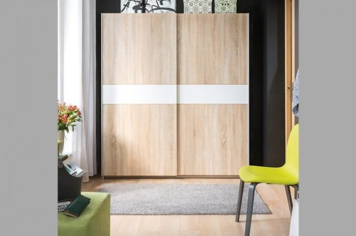 ארון הזזה מעץ אלון עם סטריפ לבן באמצע